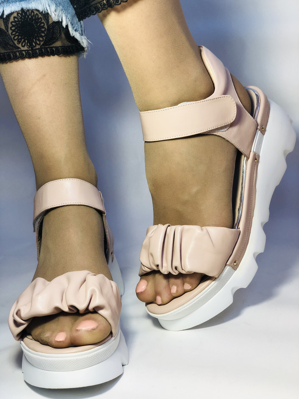 Molly Bessa Туреччина Жіночі босоніжки на платформі. Розмір 39