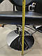 Перукарське крісло на гідравліці для салону краси колір чорний А069 крісло для перукарського салону, фото 7