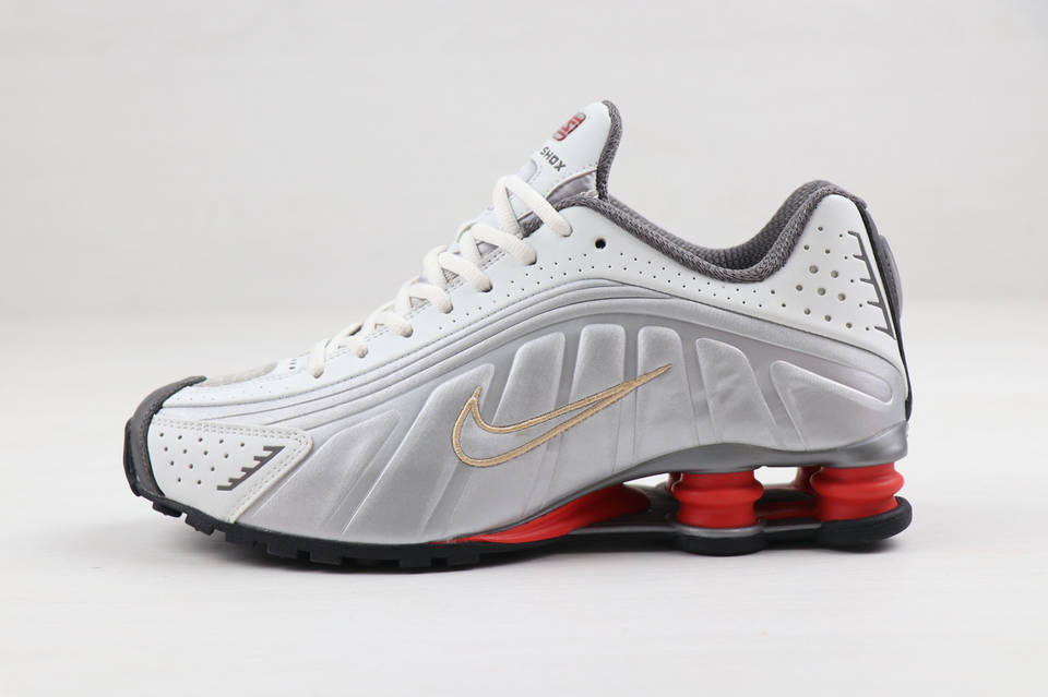 Купить Кроссовки мужские Nike Shox R4 / SHX-045 в