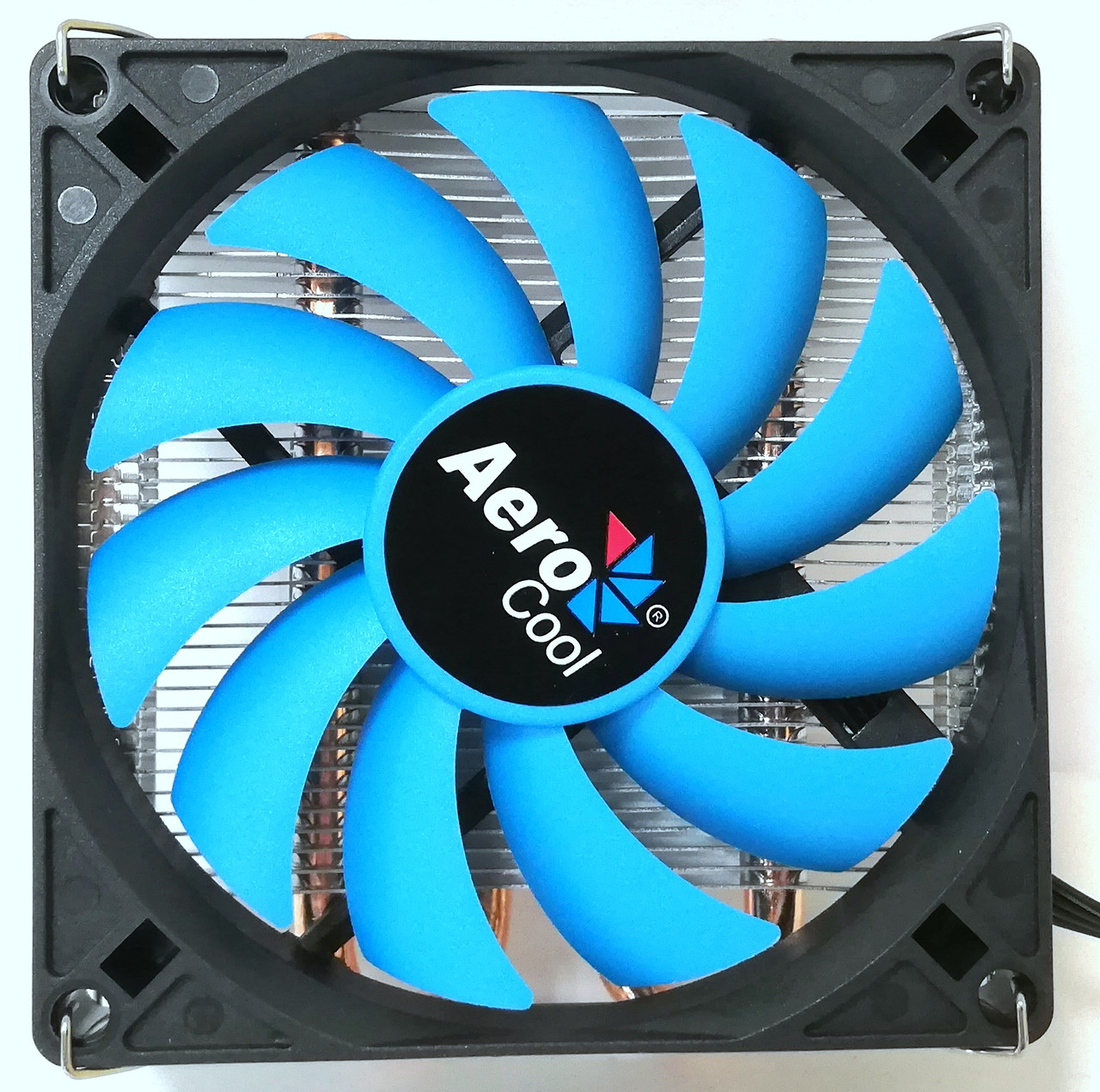 Вентилятор для CPU AeroCool VERKHO 2 Slim 105W TDP 2300RPM 48.8 CFM 4-pin для Intel і AMD Новий!