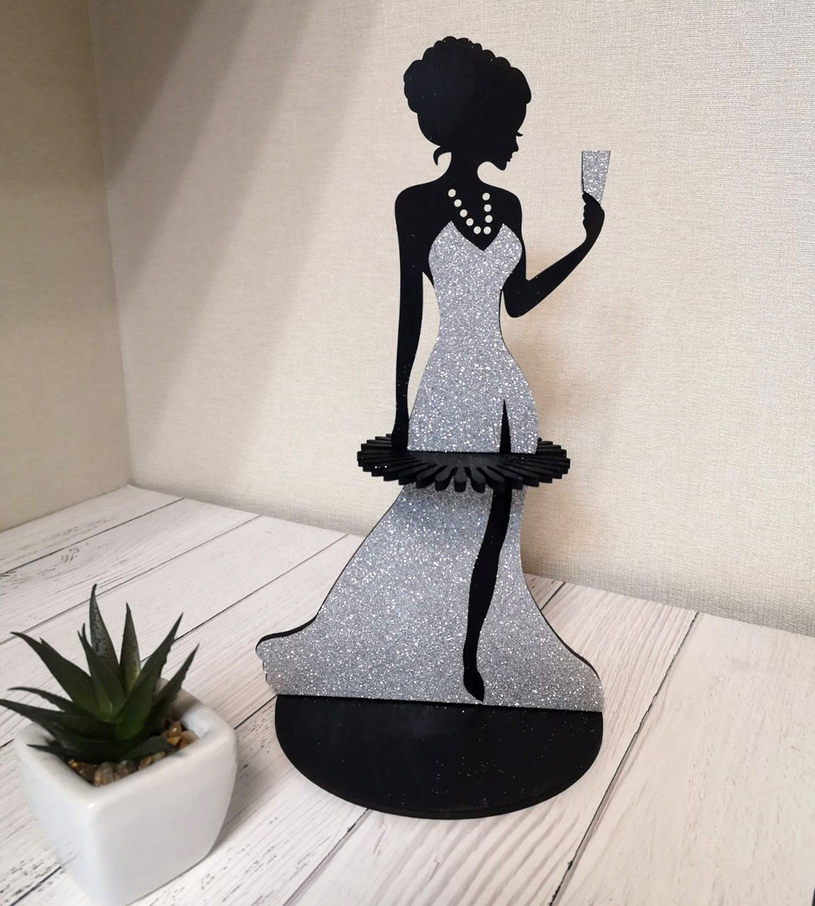 Салфетница "Lady in gray"