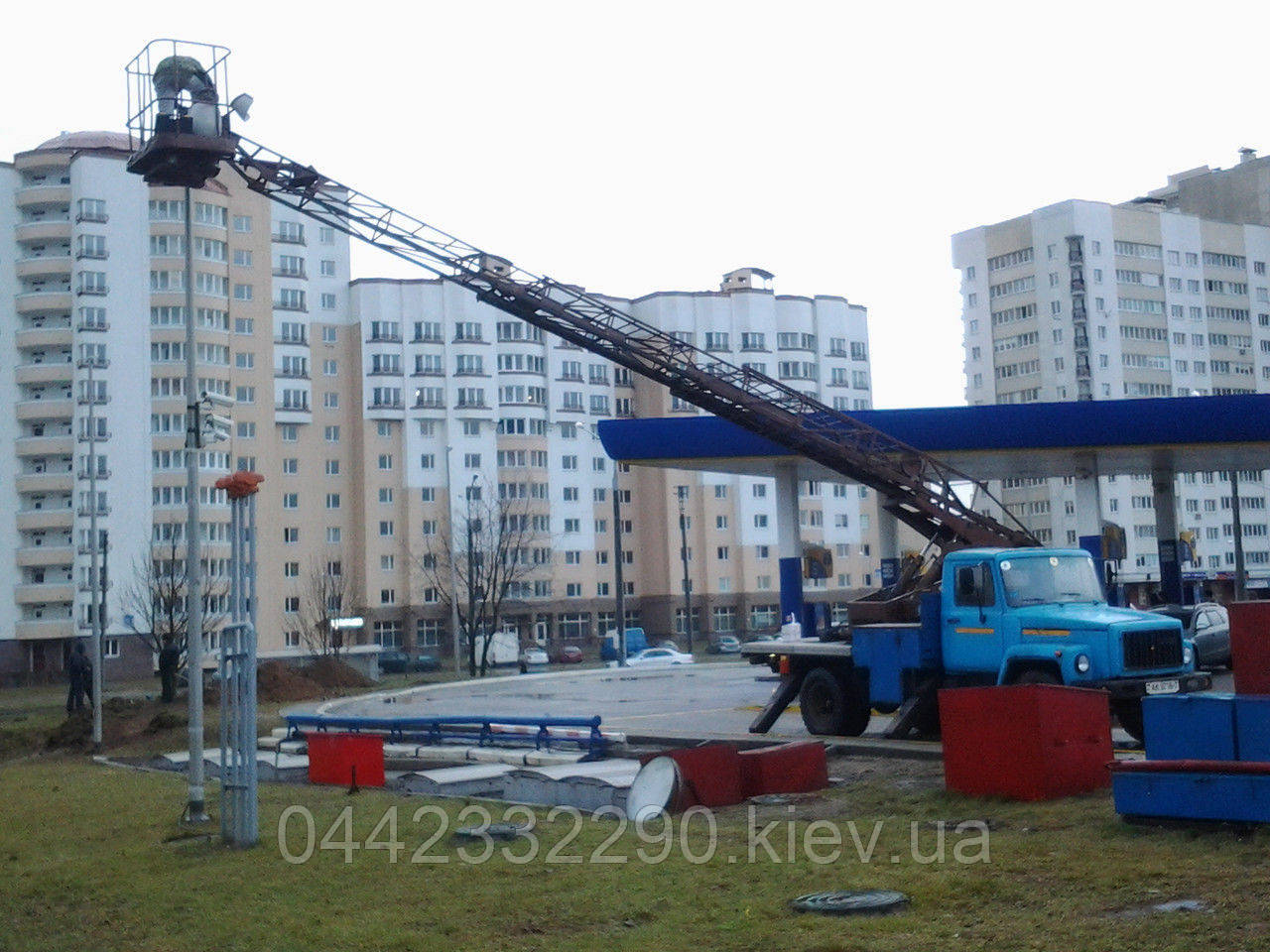 Оренда автовишки Славутіч, Українка