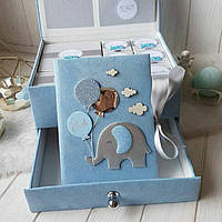 Шкатулка для новонароджених з фотоальбомом і коробочками для пам'ятних речей "Мамині скарби" (Слоненя)