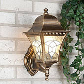 Зовнішнє освітлення (вуличні світильники)