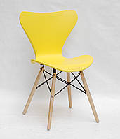 Обеденный стул Макс желтый 12 пластик на буковых ножках