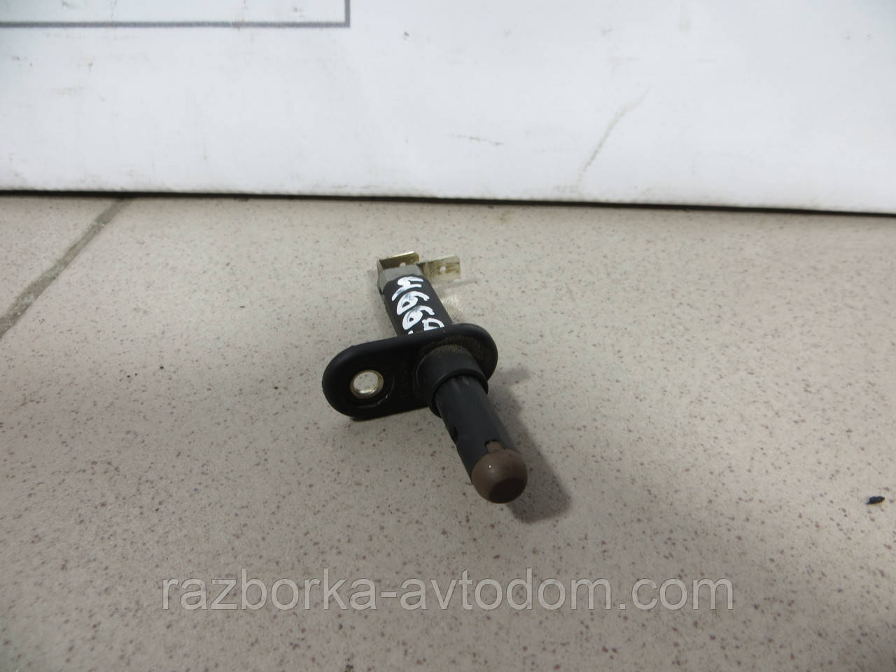 Датчик відчинення/закриття дверей/ багажника Opel Zafira A, Astra G (1999-2005) OE: 24421049