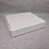 Картонная коробка "Белая книжка" 260х260х45 мм