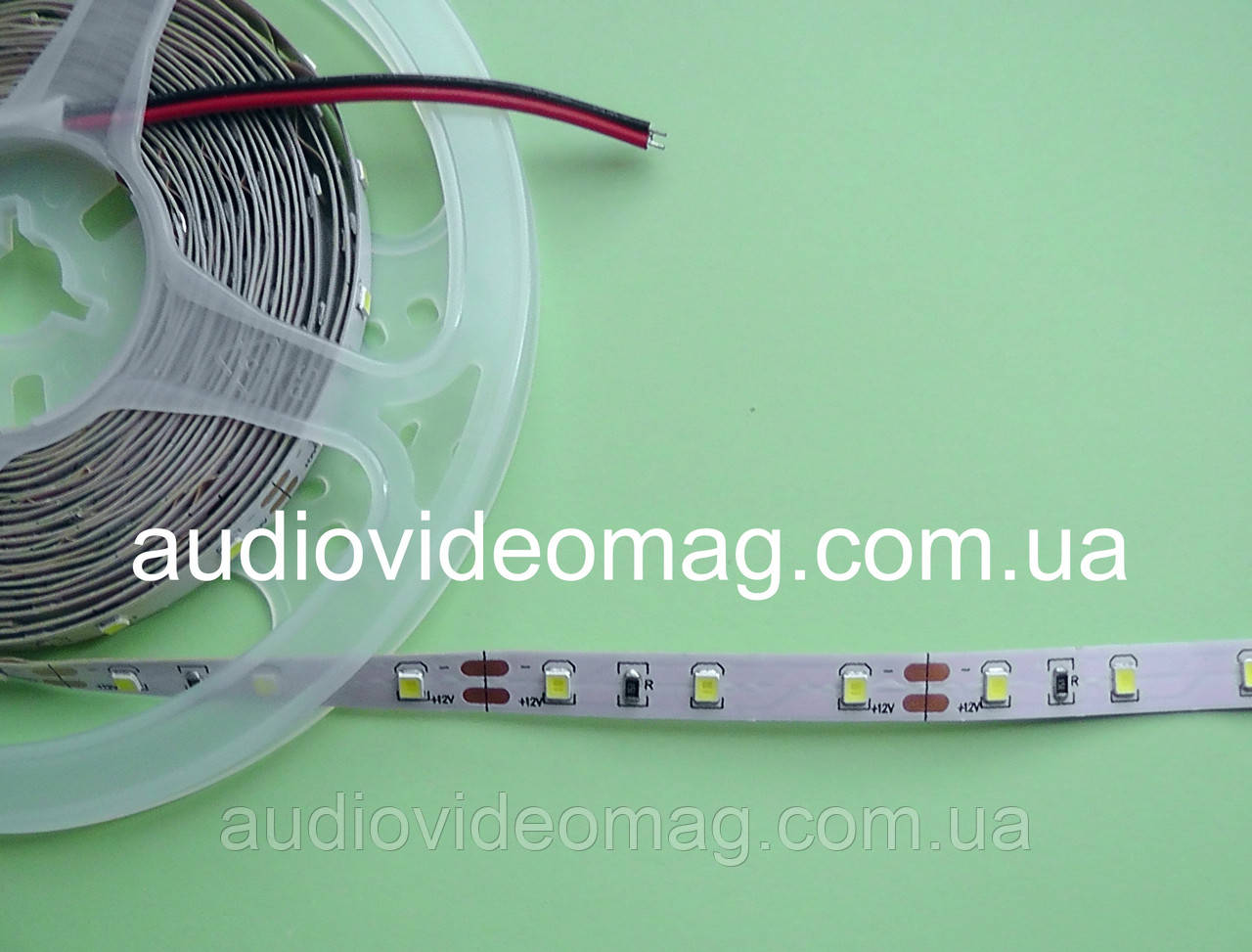 Світлодіодна стрічка 12V, LED-2835, 60 світлодіодів/м, IP20, потужність 4.8 Вт/м, біла