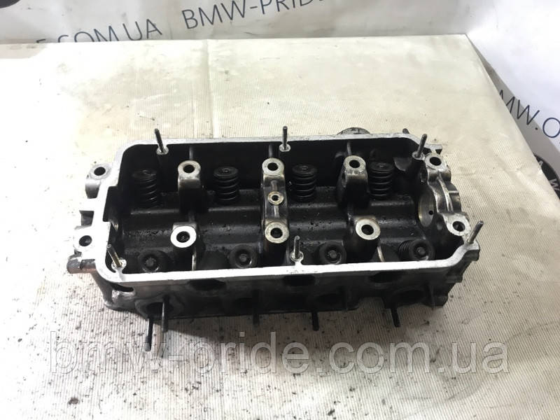 Головка блока цилиндров Bmw 3-Series E30 (б/у) - фото 1 - id-p1167713187