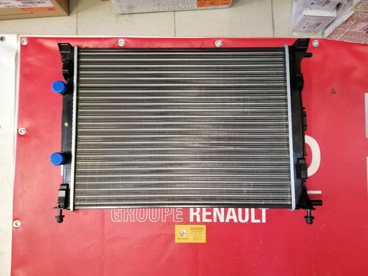 Радіатор охолодження основний (+AC) Renault Megane 2 (NRF58329A=8200357536)