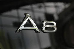 Емблема напис багажника Audi А8