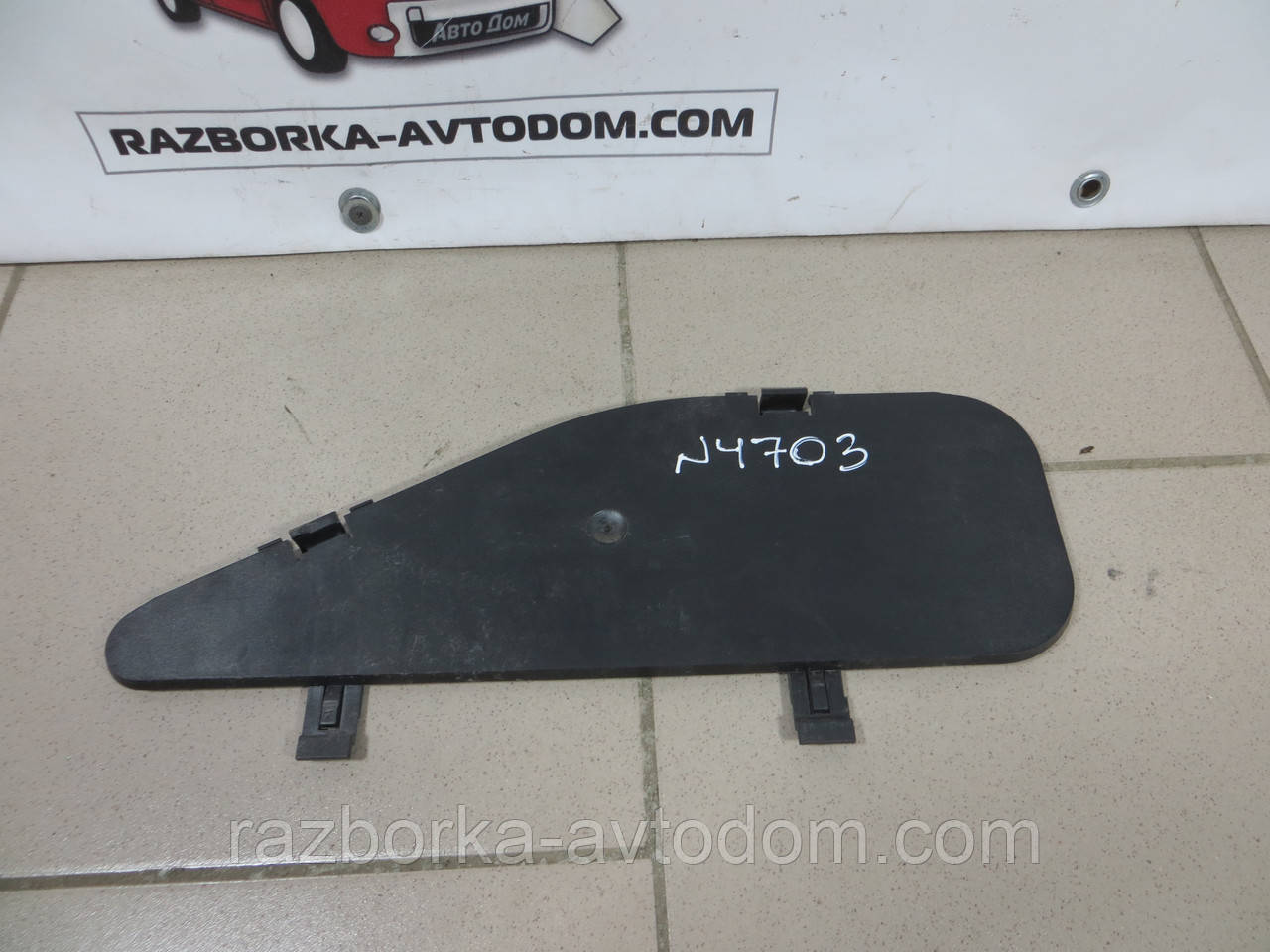 Кришка/захист дверей передньої правої Opel Zafira A (1999-2005) OE: 90582535