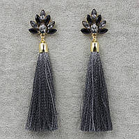 Серьги кисти женские гвоздики золотистого цвета длинные объёмные тёмно-серого цвета со стразами длина 11 см