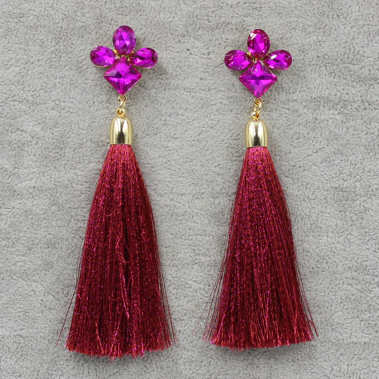 Сережки пензля жіночі гвоздики золотистого кольору довгі об'ємні винного кольору зі стразами довжина 11 см - фото 1 - id-p1167989821