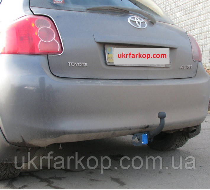 Фаркоп Toyota Auris, (2006-2012), Фаркоп на Тойота Ауріс