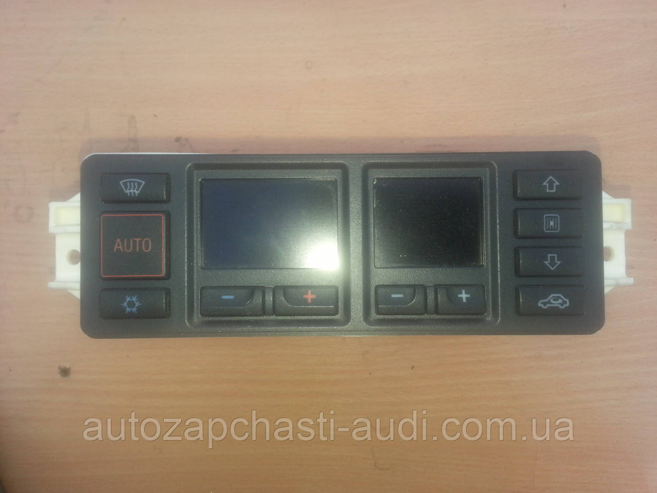 Блок керування клімат-контролем 4A0820043Н Audi 100 A6 C4 91-97г, фото 1