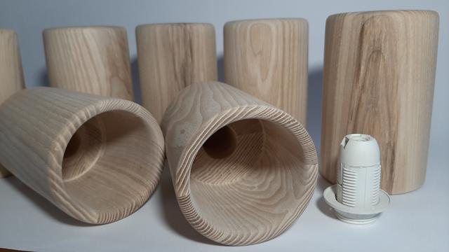 Деревянный плафон для светильника из ясеня