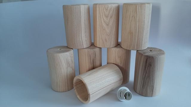 светильник из дерева