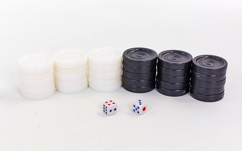 Запасні фігурки для шашок + 2 кубики (шості) IG-7821 (пластик, d шашки-3см)