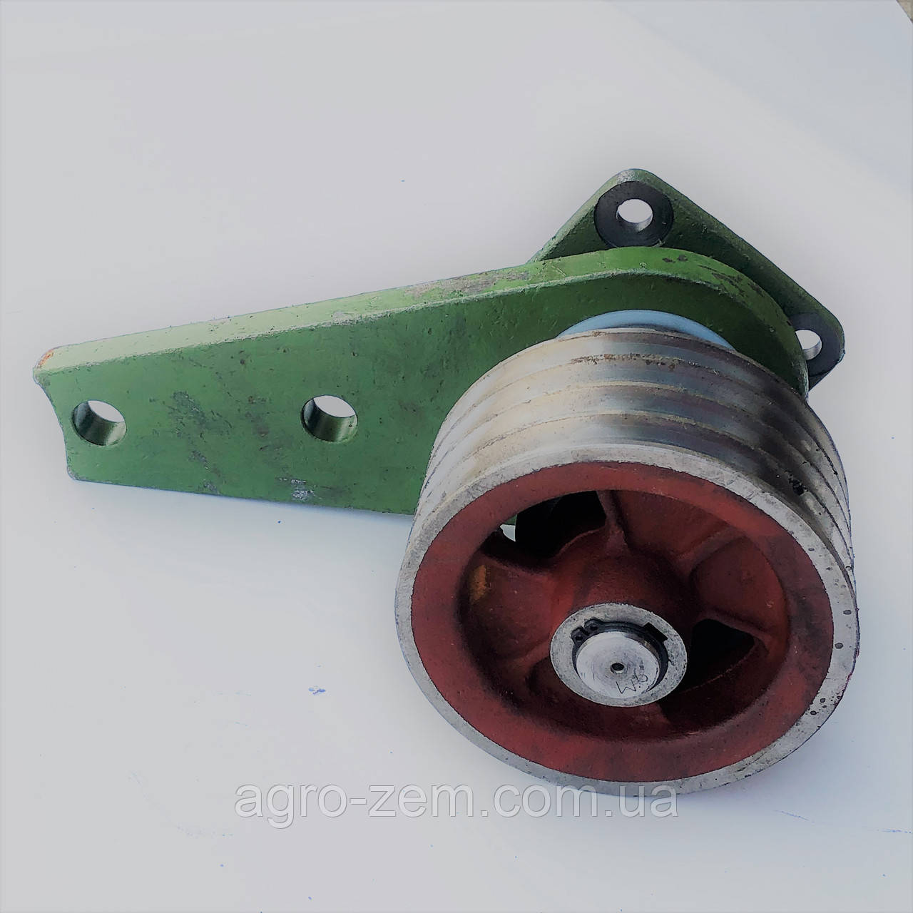 Шків малий роторної косарки в зборі 8245-036-010-248 ROLMUS