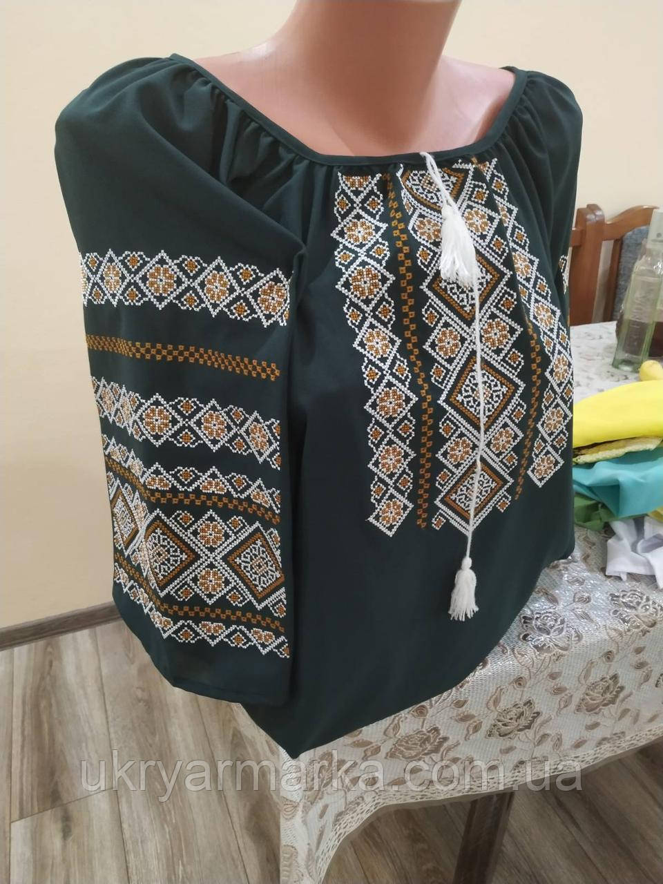 Вишита шифонова блузка "Зелений ліс"
