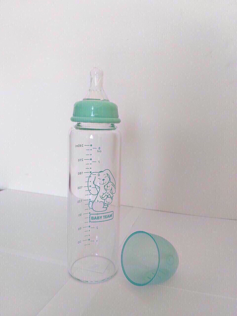 Пляшечка для годування скляна з силіконовою соскою, 250 мл Baby Team