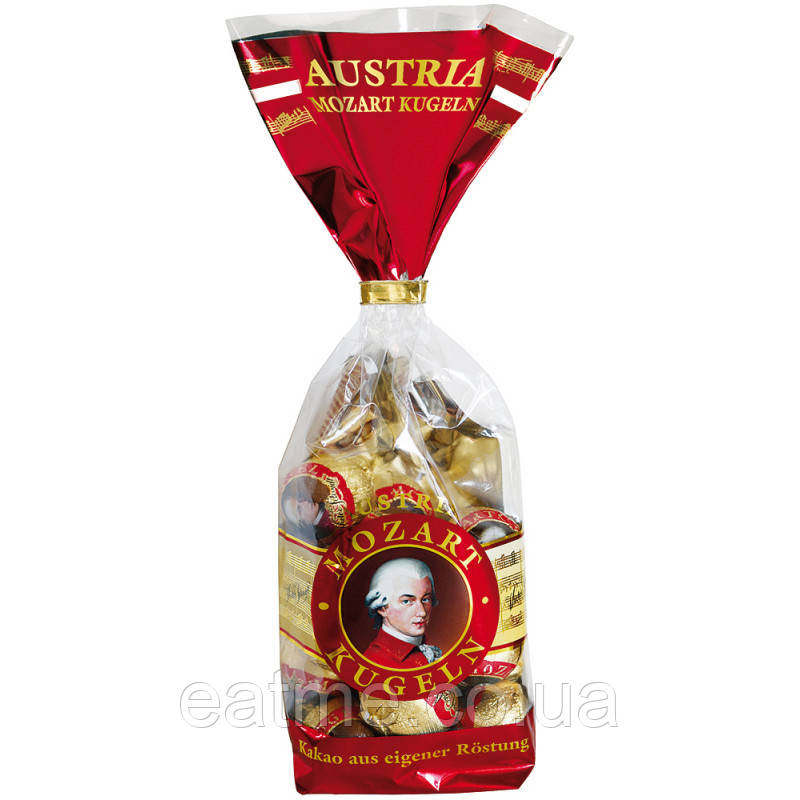 Austria Mozart Kugeln Цукерки Моцарт із фісташкового та мигдалевого марципана та нугою в темному шоколаді