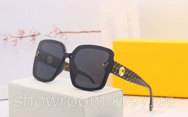 Брендові жіночі сонцезахисні окуляри Fendi (30078) black