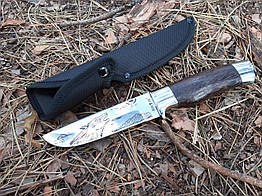 Ніж мисливський вовк у красивій подарунковій коробці H50 С