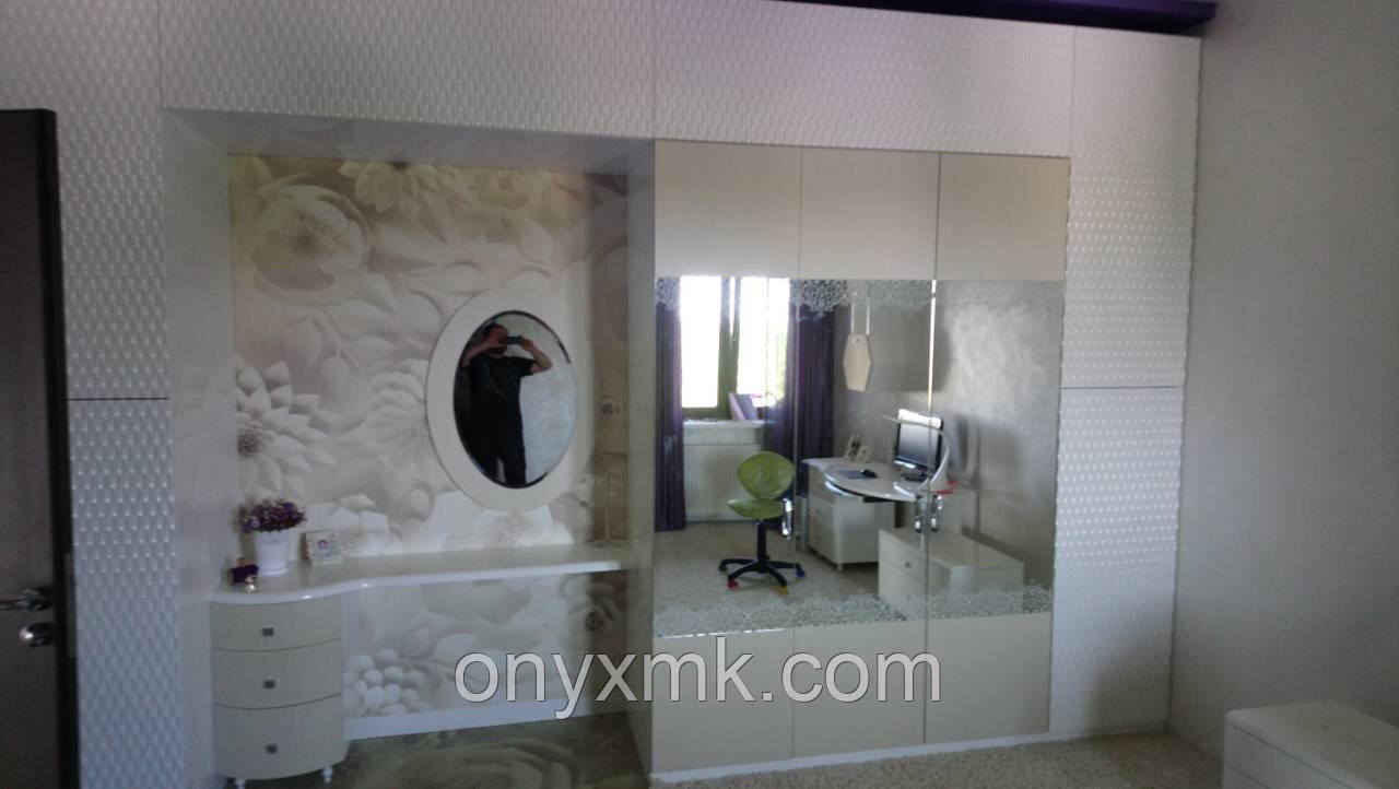 Шафа для одягу та дамський столик, фото 1