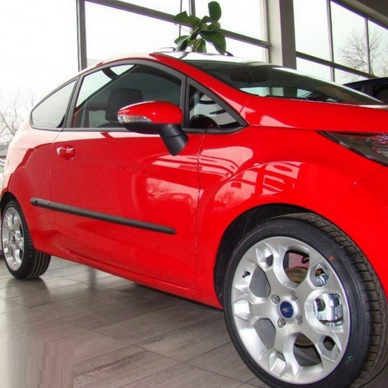 Молдинги на двері для Ford Fiesta 3Dr 2008-2017
