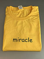 Женская\Мужская футболка с надписью miracle