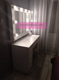 Стол для макияжа с зеркалом и подсветкой, гримерный столик 4