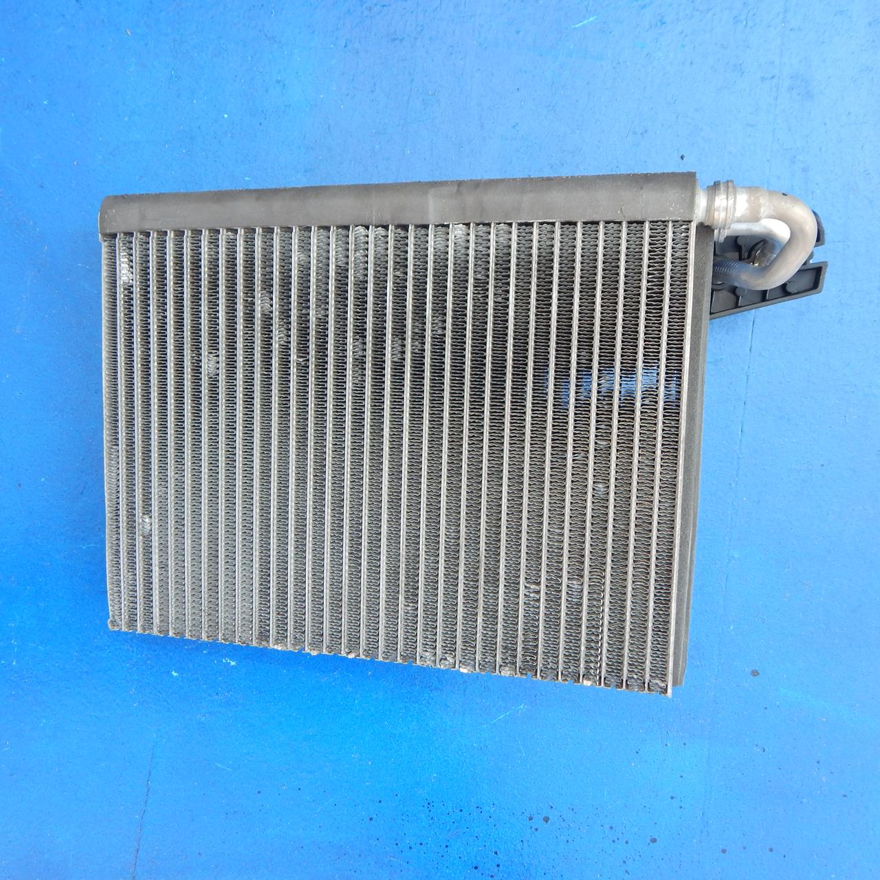 Випарник кондиціонера A1648300158 Mercedes-Benz ML-Class W164 2005-20011