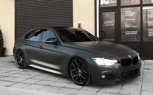 Накладки на зеркала BMW F30 F31 тюнинг лопухи стиль M3 (черный глянц) - фото 3 - id-p1171315898