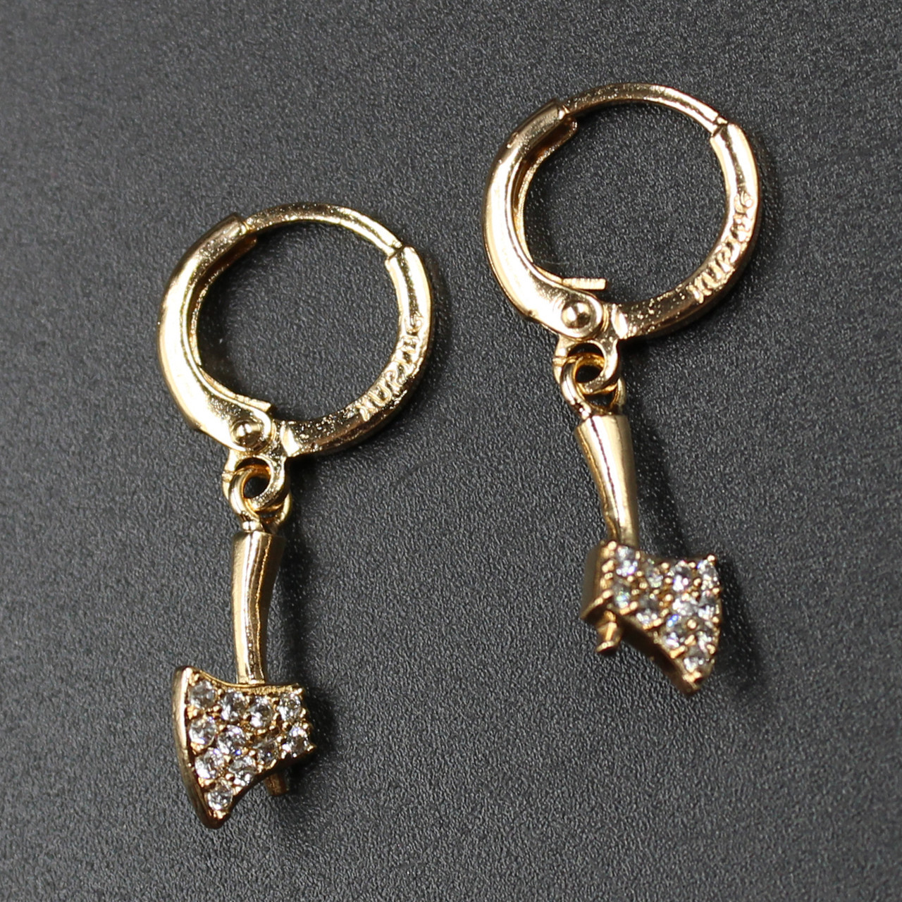 Серёжки женские золотистого цвета Xuping Jewelry застёжка-кольцо с подвеской топорик 24K