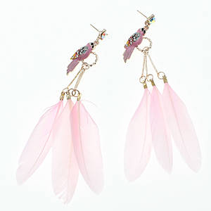 Сережки жіночі золотисті гвоздики пусети довгі папуги пір'я ніжно-рожевого кольору 12х4 см