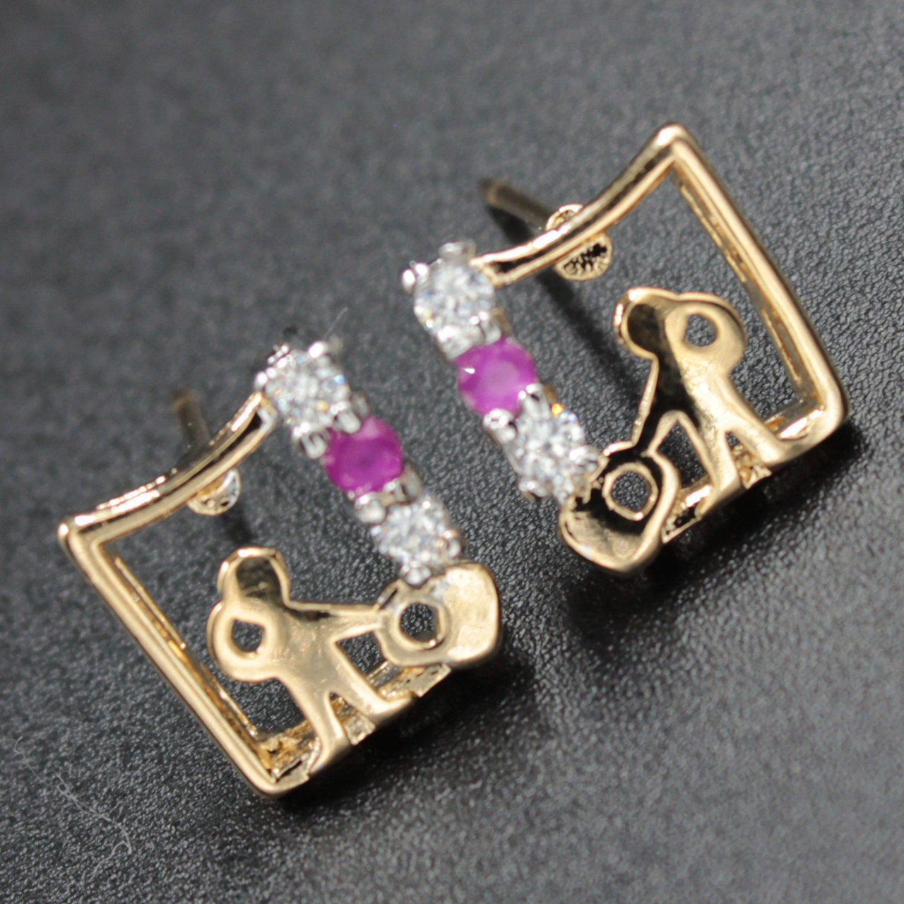 Серёжки женские золотистого цвета Xuping Jewelry медицинское золото человек с белыми и розовыми фианитами 24K