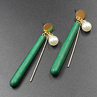 Сережки жіночі гвоздики трубочки золотисто-зеленого кольору з металевими елементами з перлами розмір 8 см