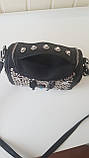 Чорна шкіряна сумка жіноча з заклепками Kavard, фото 8