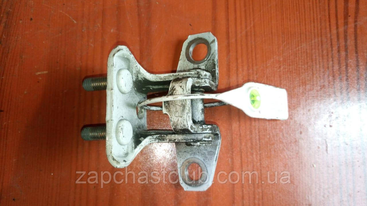 Петля двері задня права верхня 5732A008 (60097191) Lancer X Mitsubishi, фото 1