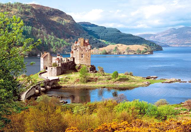 Пазли на 2000 элементів (92 x 68 см) Замок Eilean Donan, Шотландия, (Castorland, Польша)