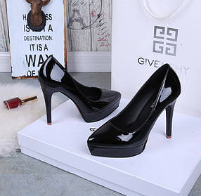 Стильні лаковані туфлі лабутини на підборах, 36 — 39