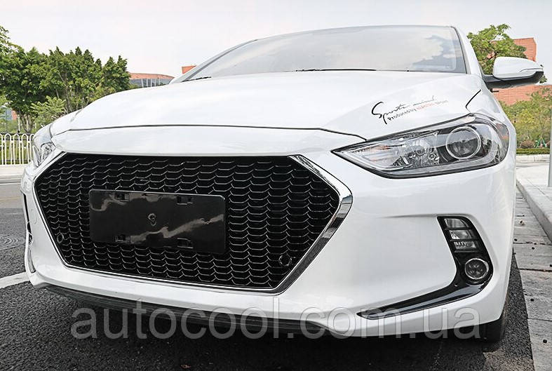 Решітка радіатора Hyundai Elantra 2016+ г.в. стиль стільники