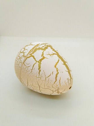 Яйце з динозавром Орбіз (з гідрогелю, растушка) біло-золоте 4,5x6 см, фото 2