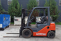 Газ-бензиновий вилковий навантажувач 2 тонни TOYOTA 32-8FG20-2 б/у, фото 4
