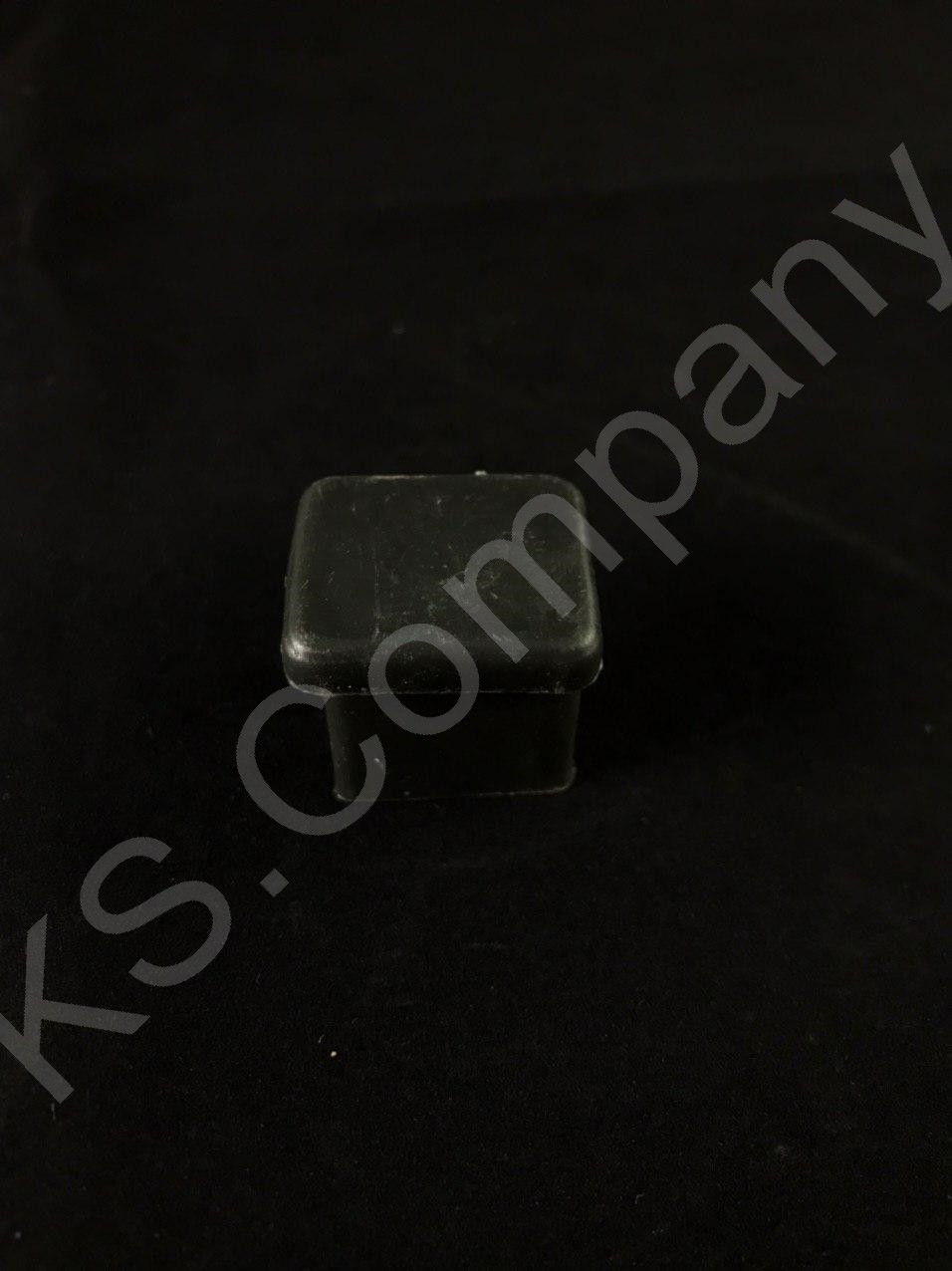 Заглушка для трубы 20/20 пластик тёмно-коричневая Заглушка на трубу 20/ ...