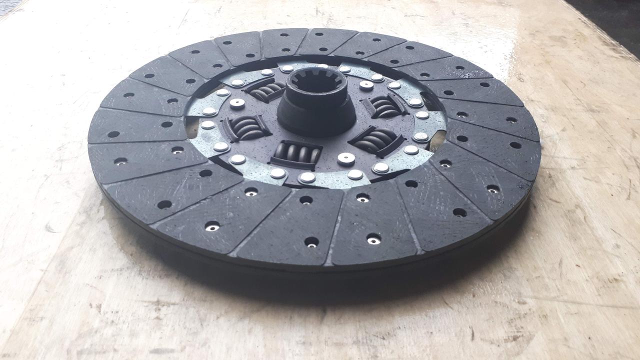 5301-1601130-ТК Диск зчеплення ведений (340мм) (Тканинна накладка) ЗІЛ 130, 5301 під пелюсткову кошик