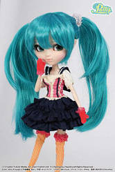 Лялька Пуліп Вокалоїд Хацуне Міку ЛОЛ Pullip Vocaloid Hatsune Miku LOL 2011 оригінал