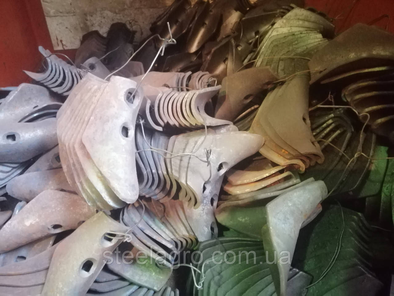 Лапа-наральник до сівалок СТС 60мм 2отв., s-5мм бористая сталь 30MnB5, фото 1